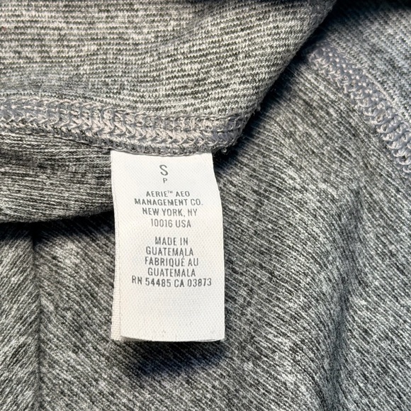 Aerie Move High-Waisted Bike Shorts Women’s Small | Static Grey | Athletic | EUC - Picture 5 of 6